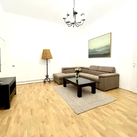 Republique Family Apartment-3
