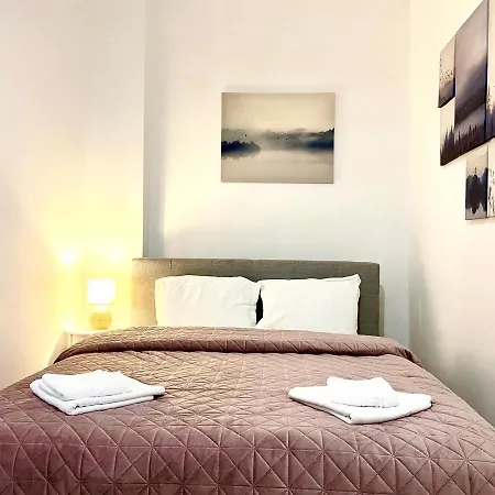 Republique Family Apartment-2